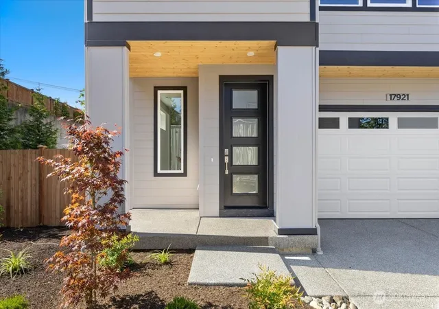 Photo 2 of Sale Pending at 17921 Sunset Rd, Bothell, WA 98012 | MLS# NWM2536546 | Listing updated on 2026-09-25