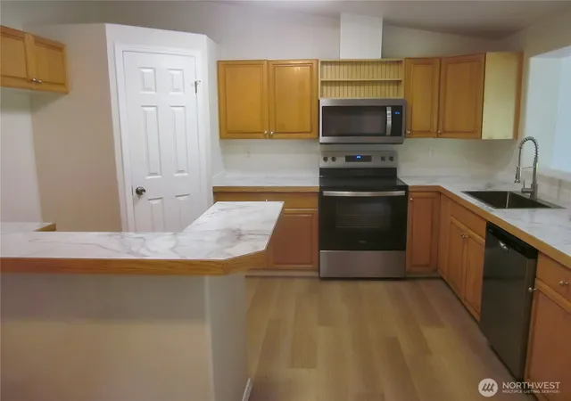 Photo 4 of Manufactured home for sale at 400 Fallert Rd, Kalama, WA 98625 | MLS# NWM2536740 | Listing updated on 2026-09-21