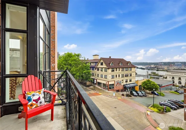 Photo 3 of Condo for sale at 708 Market St #505, Tacoma, WA 98402 | MLS# NWM2536990 | Listing updated on 2026-09-21