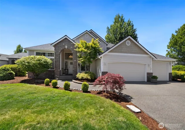 Photo 3 of Single family home for sale at 14914 148th Avenue Ct E, Orting, WA 98360 | MLS# NWM2537120 | Listing updated on 2026-09-30