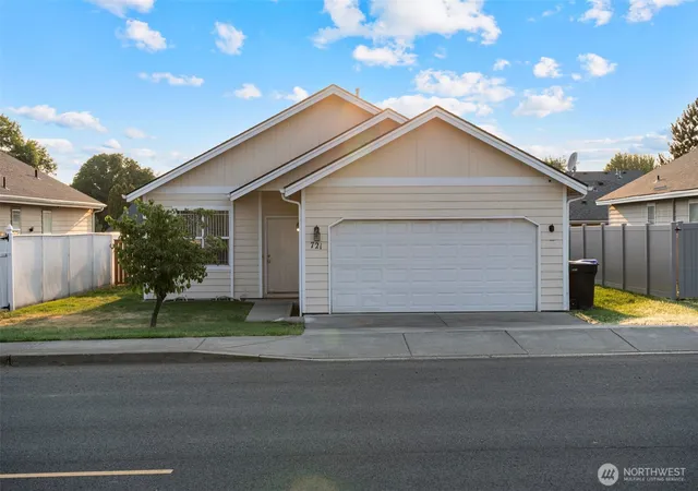 Photo 2 of Single family home for sale at 721 Wellington Ave, Walla Walla, WA 99362 | MLS# NWM2537288 | Listing updated on 2026-09-22