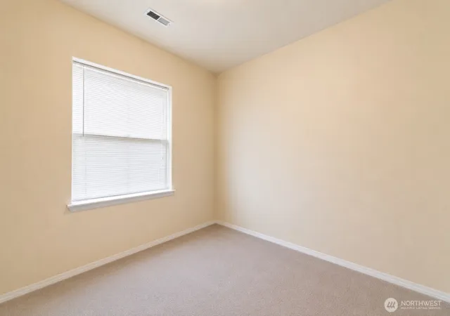 Photo 4 of Single family home for sale at 721 Wellington Ave, Walla Walla, WA 99362 | MLS# NWM2537288 | Listing updated on 2026-09-22