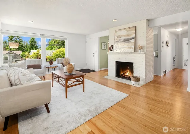 Photo 3 of Single family home for sale at 12742 Palatine Ave N, Seattle, WA 98133 | MLS# NWM2537401 | Listing updated on 2026-09-28