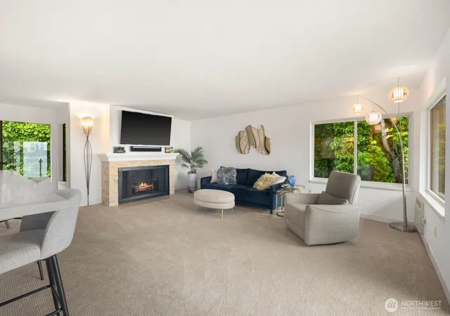 Photo 3 of Condo for sale at 1727 Harbor Ave Sw #N401, Seattle, WA 98126 | MLS# NWM2537426 | Listing updated on 2026-09-22