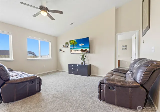 Photo 3 of Sale Pending at 6212 Ramus Ln, Pasco, WA 99301 | MLS# NWM2537488 | Listing updated on 2026-10-01