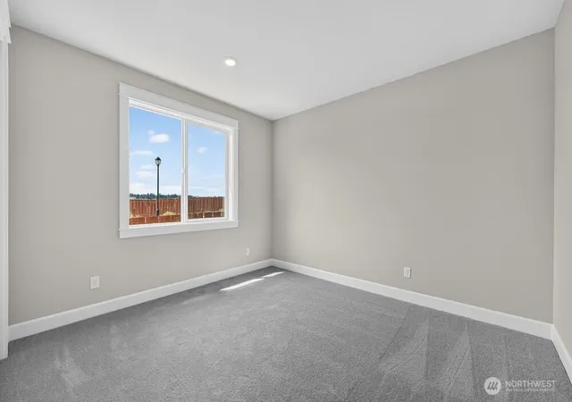 Photo 3 of Single family home for sale at 2719 Bowthorpe St SE, Olympia, WA 98513 | MLS# NWM2537511 | Listing updated on 2026-09-30