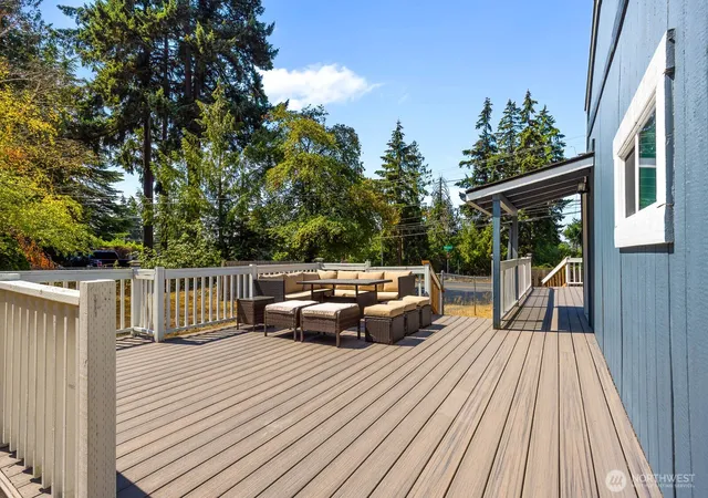 Photo 2 of Single family home for sale at 9807 Park Ave S, Tacoma, WA 98444 | MLS# NWM2537658 | Listing updated on 2026-09-22