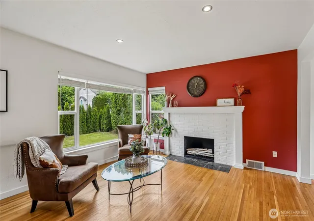 Photo 3 of Sale Pending at 16208 48th Avenue W, Edmonds, WA 98026 | MLS# NWM2537685 | Listing updated on 2026-09-28