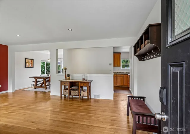 Photo 4 of Sale Pending at 16208 48th Avenue W, Edmonds, WA 98026 | MLS# NWM2537685 | Listing updated on 2026-09-28