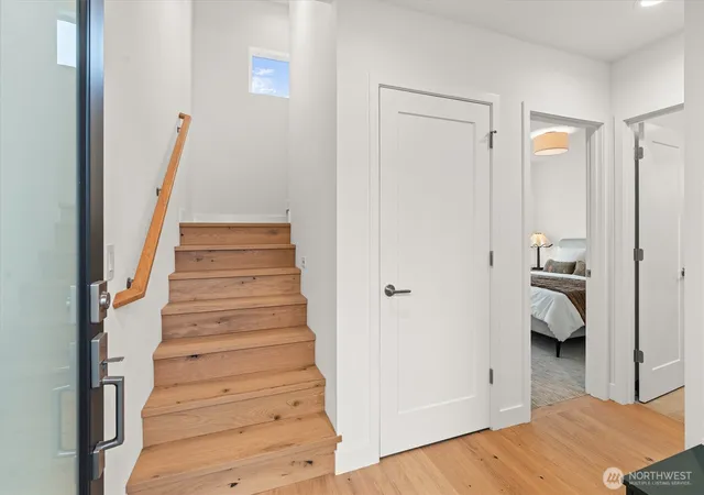 Photo 3 of Sale Pending at 2712 58th Avenue Sw, Seattle, WA 98116 | MLS# NWM2537974 | Listing updated on 2026-10-01