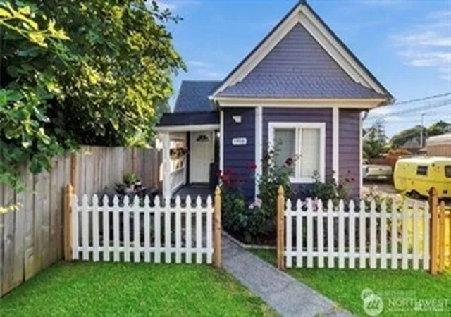 Photo 1 of Sale Pending at 1916 Martin Luther King Jr Way, Tacoma, WA 98405 | MLS# NWM2538016 | Listing updated on 2026-09-25