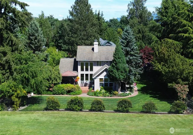 Photo 1 of Sale Pending at 12270 Maple Crst Dr, Burlington, WA 98233 | MLS# NWM2538045 | Listing updated on 2026-09-30