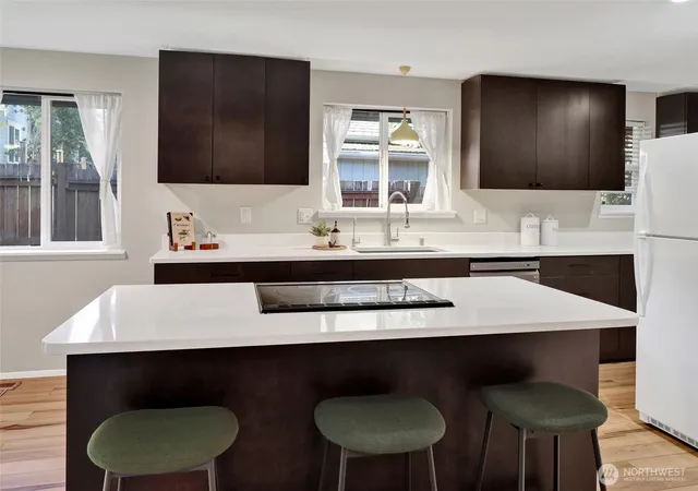 Photo 4 of Sale Pending at 1804 Olympic Pl, Bellingham, WA 98229 | MLS# NWM2538053 | Listing updated on 2026-09-25