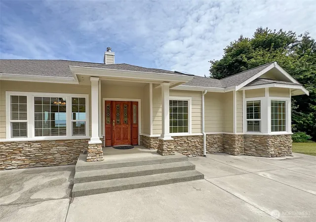 Photo 3 of Single family home for sale at 201 Karvellis Ln, Port Angeles, WA 98363 | MLS# NWM2538054 | Listing updated on 2026-09-22