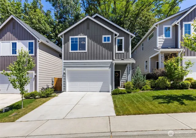 Photo 2 of Single family home for sale at 9516 Fairhaven Cir Ne, Bremerton, WA 98311 | MLS# NWM2538161 | Listing updated on 2026-09-23