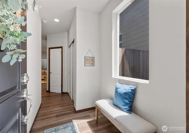 Photo 3 of Single family home for sale at 9516 Fairhaven Cir NE, Bremerton, WA 98311 | MLS# NWM2538161 | Listing updated on 2026-09-23