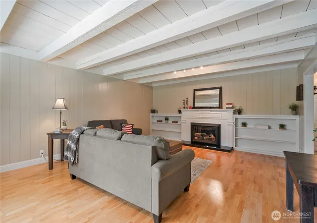 Photo 3 of Single family home for sale at 3136 Pacific Way, Longview, WA 98632 | MLS# NWM2538365 | Listing updated on 2026-09-22