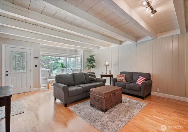 Photo 4 of Single family home for sale at 3136 Pacific Way, Longview, WA 98632 | MLS# NWM2538365 | Listing updated on 2026-09-22