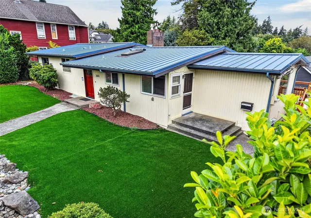 Photo 2 of Sale Pending at 3613 N 30th Street, Tacoma, WA 98407 | MLS# NWM2538371 | Listing updated on 2026-09-25
