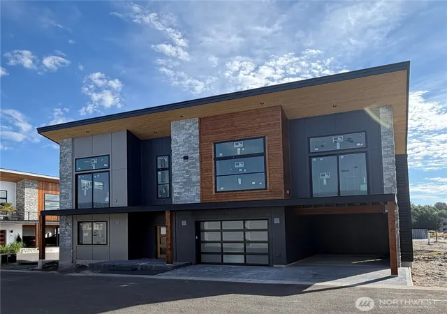 Condo for sale at 202 Skipping Stone Loop, Lynden, WA 98264 | MLS# NWM2538449 | Listing updated on 2026-09-27