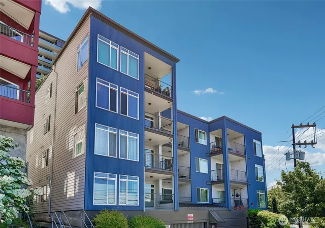 Photo 3 of Condo for sale at 500 Elliott Ave W #205, Seattle, WA 98119 | MLS# NWM2538506 | Listing updated on 2026-09-24