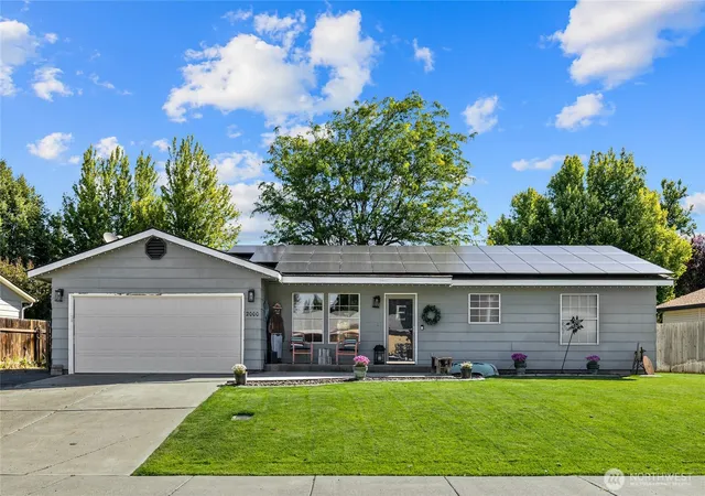 Photo 2 of Single family home for sale at 2000 N Green Parks Dr, Ellensburg, WA 98926 | MLS# NWM2538560 | Listing updated on 2026-09-22