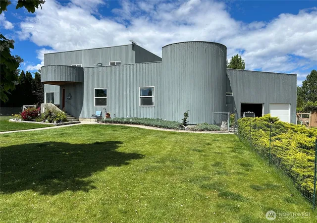 Photo 1 of Single family home for sale at 36 River Overlook St, Omak, WA 98841 | MLS# NWM2538802 | Listing updated on 2026-09-22