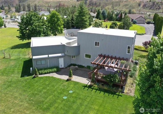 Photo 3 of Single family home for sale at 36 River Overlook St, Omak, WA 98841 | MLS# NWM2538802 | Listing updated on 2026-09-22