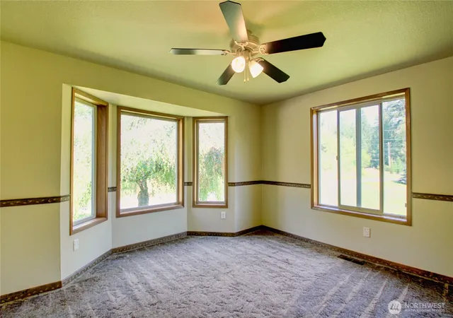 Photo 4 of Sale Pending at 3046 Old Hwy 99 N Rd, Burlington, WA 98233 | MLS# NWM2538845 | Listing updated on 2026-09-25