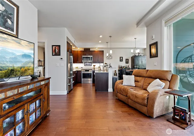 Photo 3 of Condo for sale at 4961 Main St #712, Tacoma, WA 98407 | MLS# NWM2538913 | Listing updated on 2026-09-22