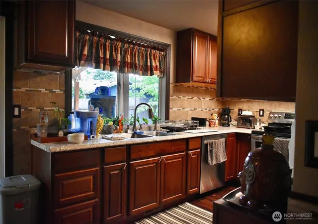 Photo 3 of Single family home for sale at 4908 34th Court SE, Lacey, WA 98503 | MLS# NWM2539796 | Listing updated on 2026-09-22