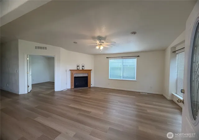 Photo 3 of Manufactured home for sale at 6108 91st Street Ct E #123, Puyallup, WA 98371 | MLS# NWM2539878 | Listing updated on 2026-09-22