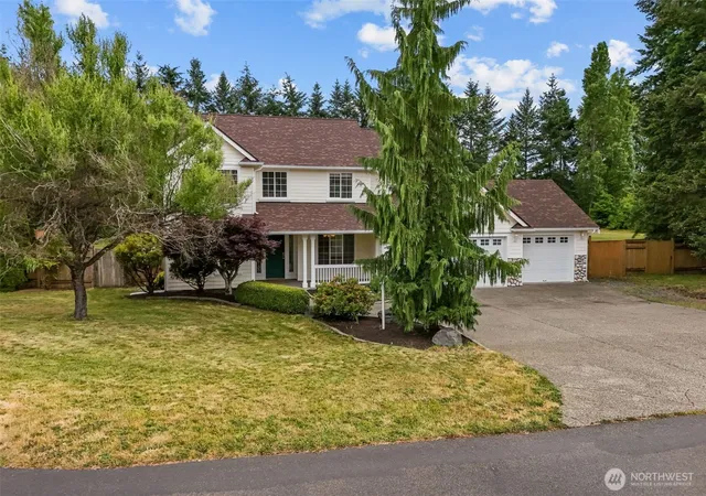 Photo 1 of Single family home for sale at 825 267th Street Ct E, Spanaway, WA 98387 | MLS# NWM2540132 | Listing updated on 2026-09-22
