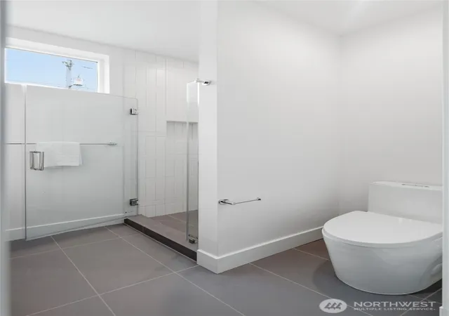 Photo 4 of Condo for sale at 6219 9th Avenue NE, Seattle, WA 98115 | MLS# NWM2540334 | Listing updated on 2026-09-22