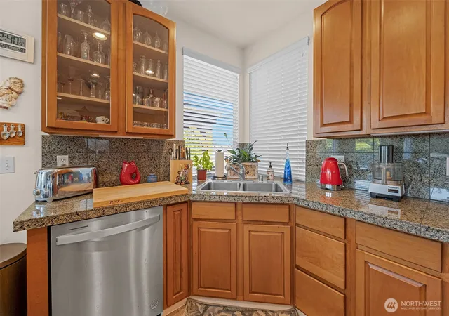 Photo 3 of Single family home for sale at 7019 129th Street SE, Snohomish, WA 98296 | MLS# NWM2540634 | Listing updated on 2026-09-28