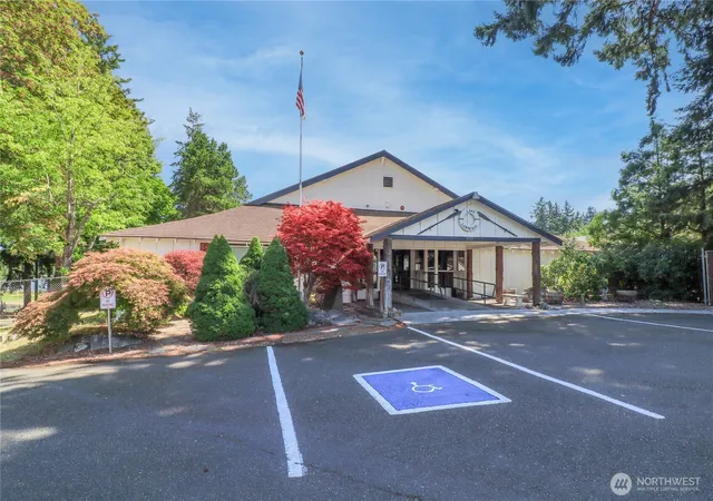 Photo 4 of Sale Pending at 15626 Lindsay Rd SE, Yelm, WA 98597 | MLS# NWM2541005 | Listing updated on 2026-09-19