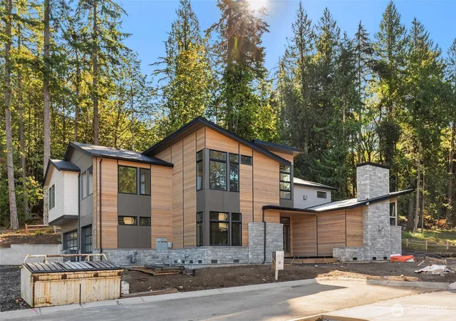 Photo 1 of Single family home for sale at 21099 SE 80th Street, Issaquah, WA 98027 | MLS# NWM2541125 | Listing updated on 2026-09-22