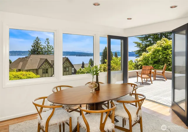 Photo 3 of Single family home for sale at 4529 E Laurel Dr NE, Seattle, WA 98105 | MLS# NWM2541141 | Listing updated on 2026-09-25