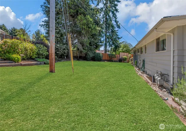 Photo 3 of Sale Pending at 1917 -1919 Willow Ln W, University Place, WA 98466 | MLS# NWM2541334 | Listing updated on 2026-09-25