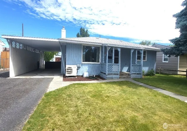 Photo 1 of Single family home for sale at 268 Park Pl Se, Ephrata, WA 98823 | MLS# NWM2541392 | Listing updated on 2026-09-22
