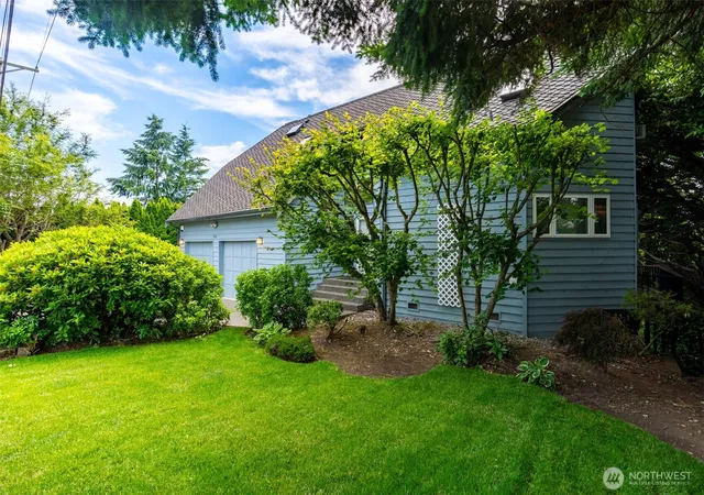 Photo 3 of Single family home for sale at 3920 Browns Point Blvd, Tacoma, WA 98422 | MLS# NWM2541408 | Listing updated on 2026-09-22