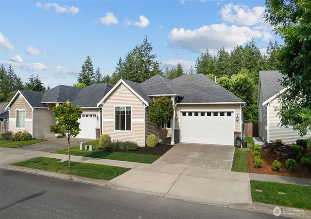 Photo 1 of Single family home for sale at 518 Grass Lake St Ct Nw, Olympia, WA 98502 | MLS# NWM2541486 | Listing updated on 2026-10-01