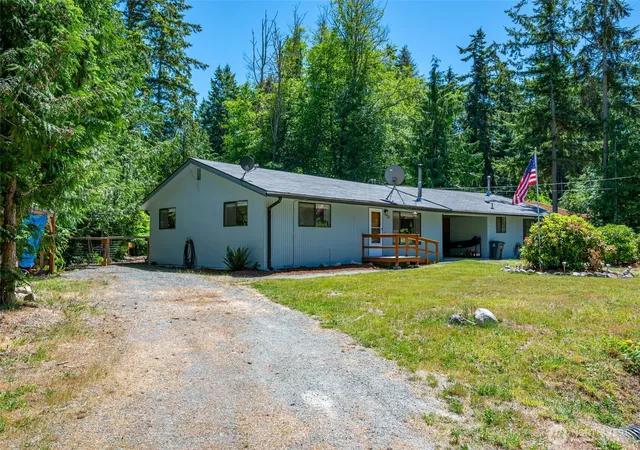 Photo 2 of Single family home for sale at 4554 N Siesta Pl, Oak Harbor, WA 98277 | MLS# NWM2541987 | Listing updated on 2026-09-22