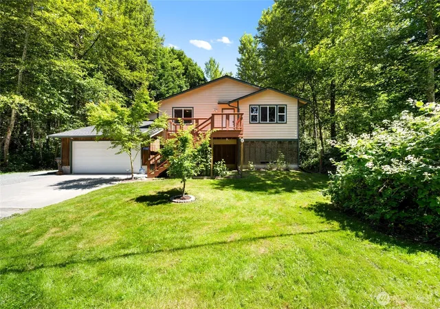 Photo 2 of Single family home for sale at 41887 Cape Horn Dr, Concrete, WA 98237 | MLS# NWM2542350 | Listing updated on 2026-09-22