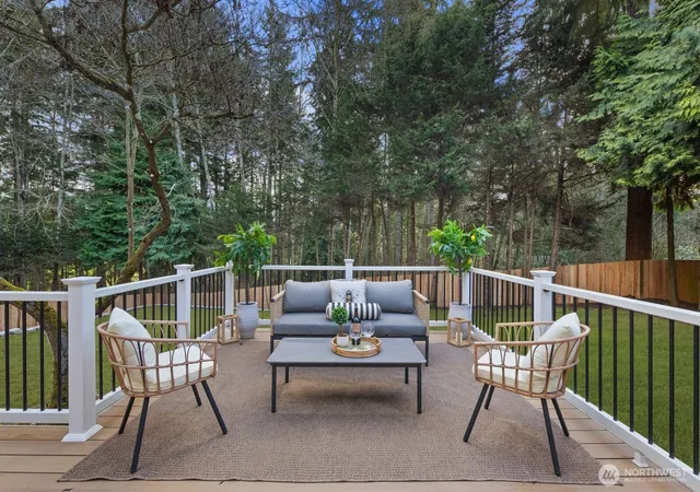 Photo 3 of Single family home for sale at 904 187th Place Sw, Lynnwood, WA 98036 | MLS# NWM2542438 | Listing updated on 2026-09-26