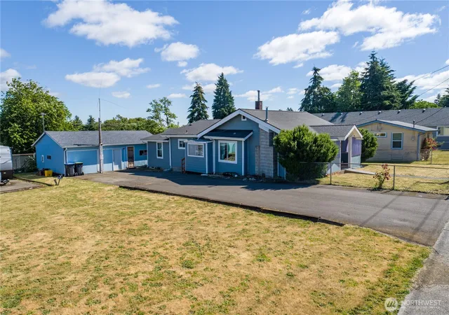Photo 3 of Sale Pending at 634 Dearborn Ave, Shelton, WA 98584 | MLS# NWM2542656 | Listing updated on 2026-09-25