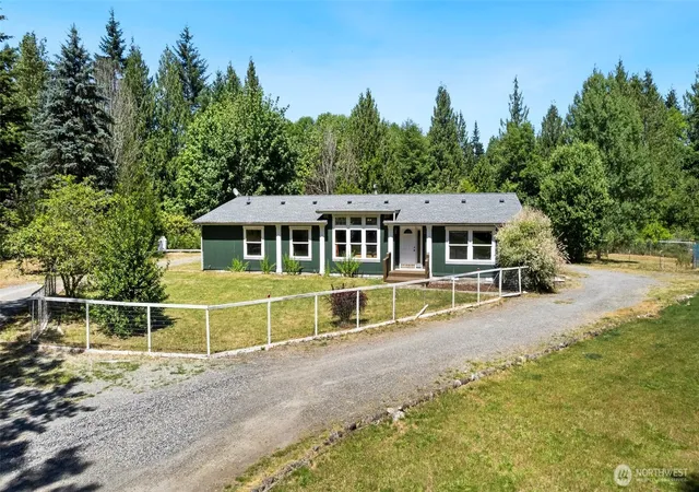 Manufactured home for sale at 520 140th Avenue SW, Tenino, WA 98589 | MLS# NWM2542778