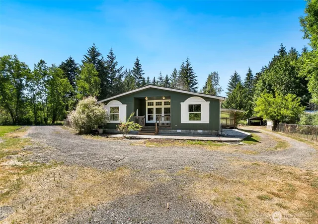 Photo 2 of Manufactured home for sale at 520 140th Avenue Sw, Tenino, WA 98589 | MLS# NWM2542778 | Listing updated on 2026-09-22