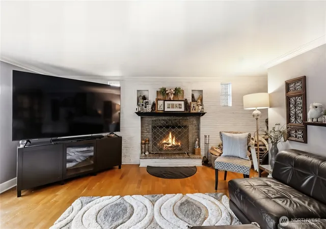 Photo 4 of Single family home for sale at 8406 Paine St SW, Lakewood, WA 98499 | MLS# NWM2542818 | Listing updated on 2026-09-22