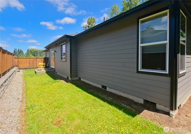 Photo 4 of Single family home for sale at 14411 86th Avenue Ct E, Puyallup, WA 98375 | MLS# NWM2543230 | Listing updated on 2026-09-22